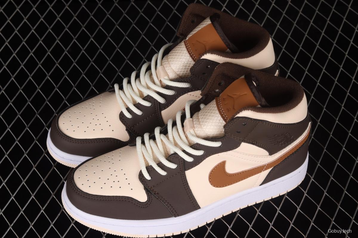 Air Jordan 1 Mid beige brown vintage basketball shoes DO6699-200