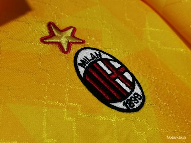 Retro 1995/96 AC Milan Third Soccer Jersey