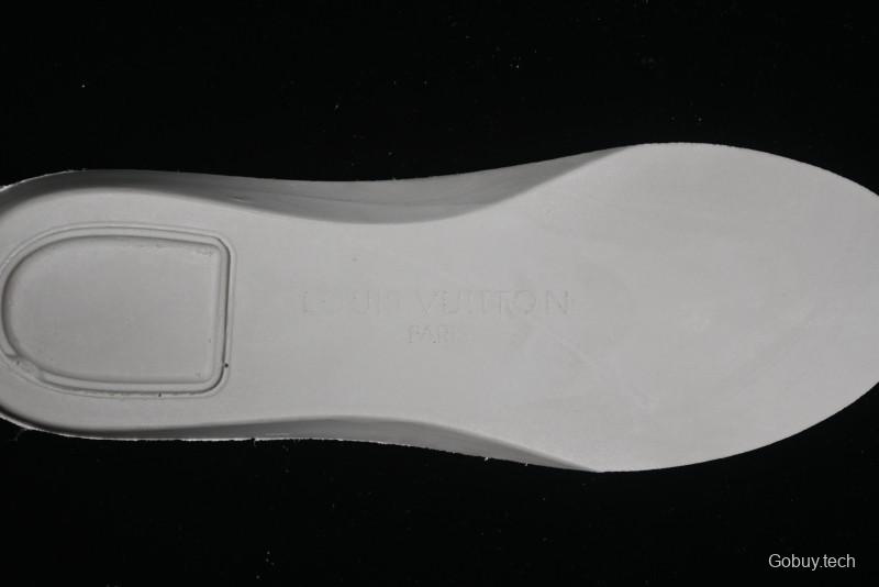 Louis Vuitton Archlight Sneakers with Wave-shaped Sole and Oversized Tongue - MBJ0