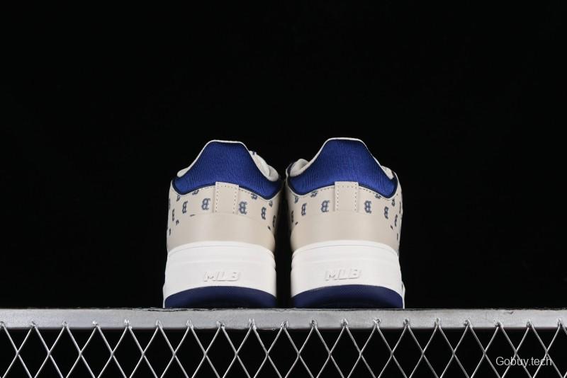 MLB Chunky Liner New York Yankees Lightweight Platform Sneakers with 6cm Height Increase - 3ASXLM13N43BGL