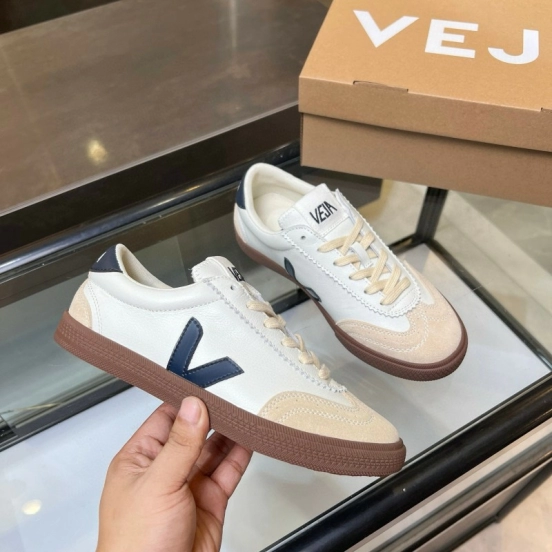 2025 Women VEJA White Beige Navy Suede Leather Casual Sneakers MJ00251